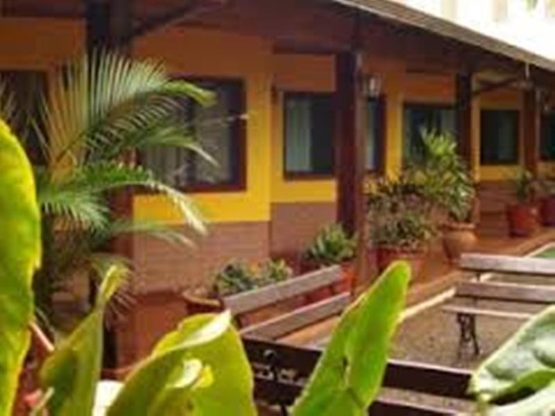 Hosteria Los Helechos Пуэрто-Игуасу Экстерьер фото
